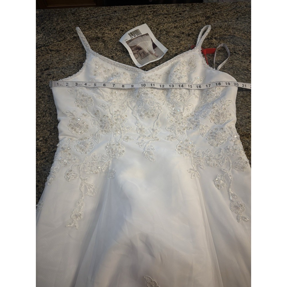 NWT Mary's Bridal Wedding Dress Size 18 Crystals Beading White Ivory Style 8268 - Picture 12 of 15